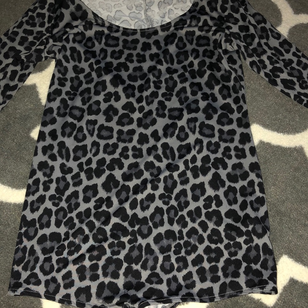 Long sleeve leopard bodysuit